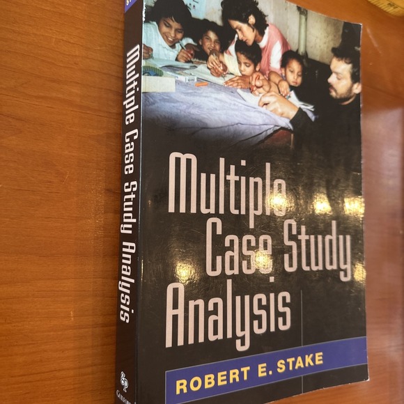 Multiple Case Study Analysis by Robert E. Stake 2006, Trade Paperback Textbook - Picture 2 of 6